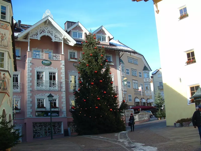 Italie Ortisei 044 Dec 2013 — Voyage · MARCHÉS DE NOËL DANS LES DOLOMITES DANS LE TYROL DU SUD